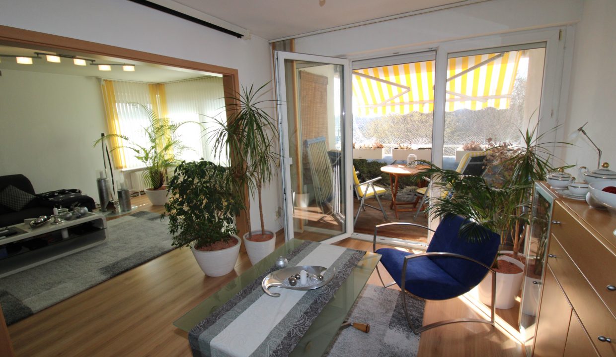 Wohn/-Essbereich, Balkon
